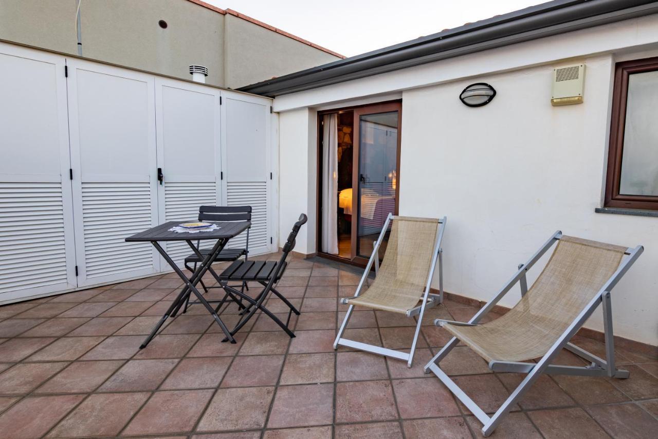 B&B Ottocento Sul Mare Nizza di Sicilia Exteriör bild