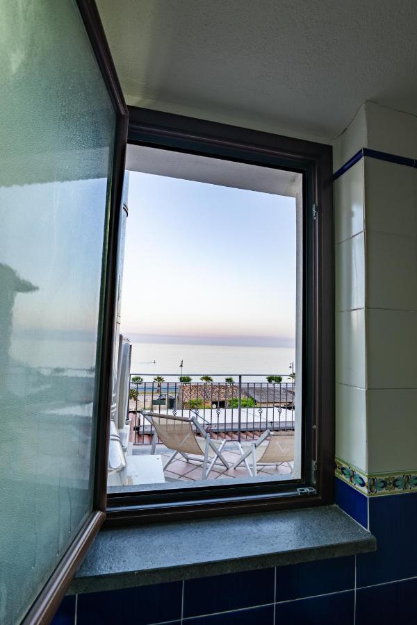 B&B Ottocento Sul Mare Nizza di Sicilia Exteriör bild