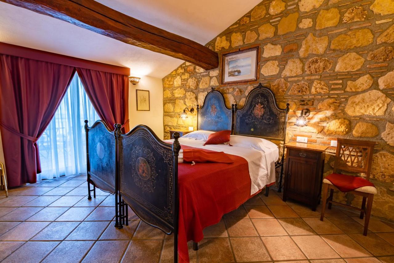 B&B Ottocento Sul Mare Nizza di Sicilia Exteriör bild