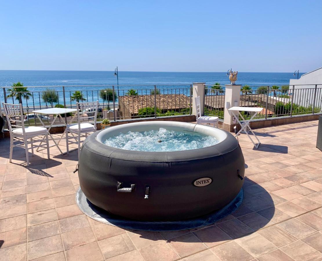 B&B Ottocento Sul Mare Nizza di Sicilia Exteriör bild