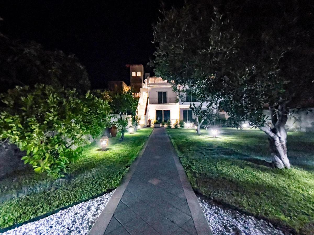 B&B Ottocento Sul Mare Nizza di Sicilia Exteriör bild
