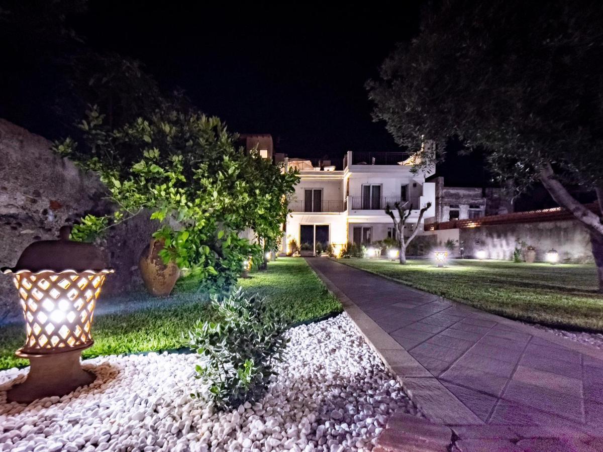 B&B Ottocento Sul Mare Nizza di Sicilia Exteriör bild