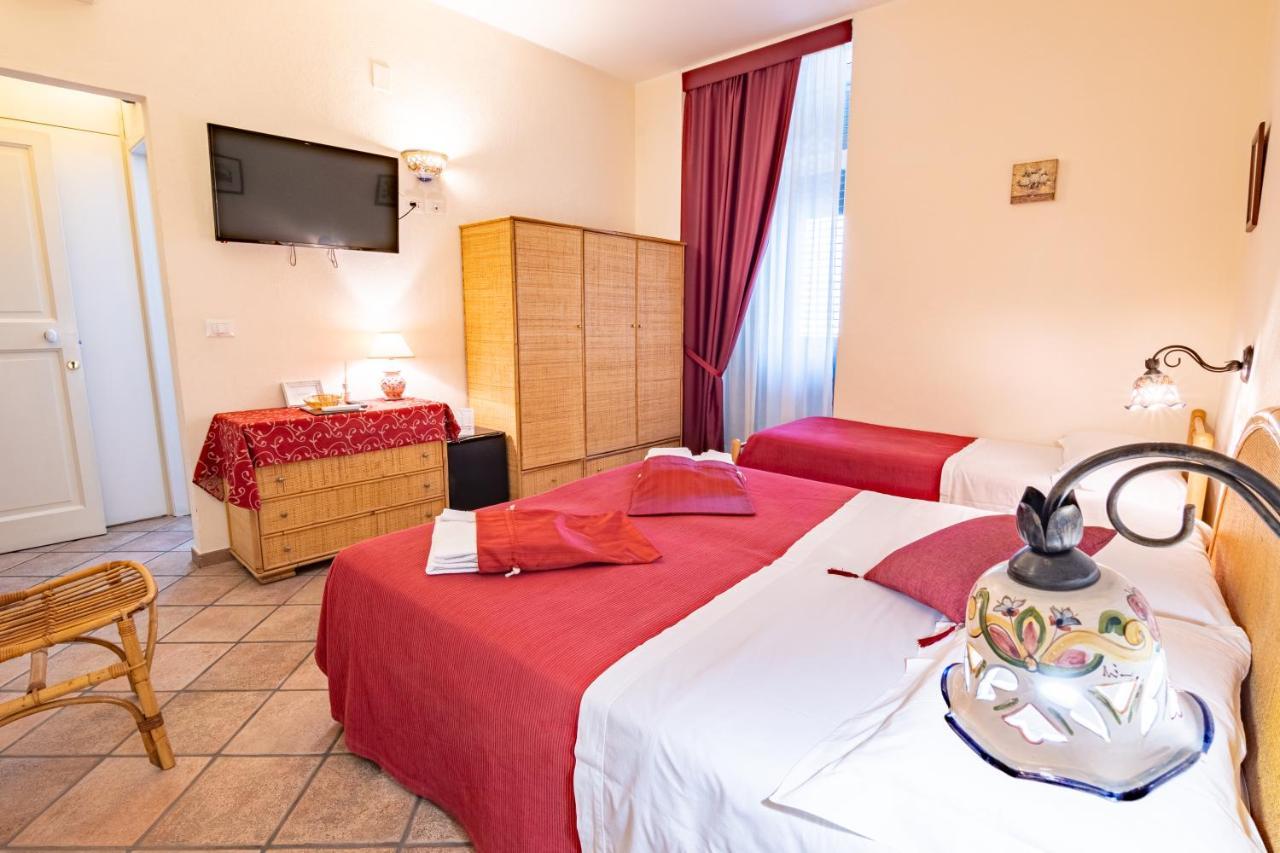B&B Ottocento Sul Mare Nizza di Sicilia Exteriör bild